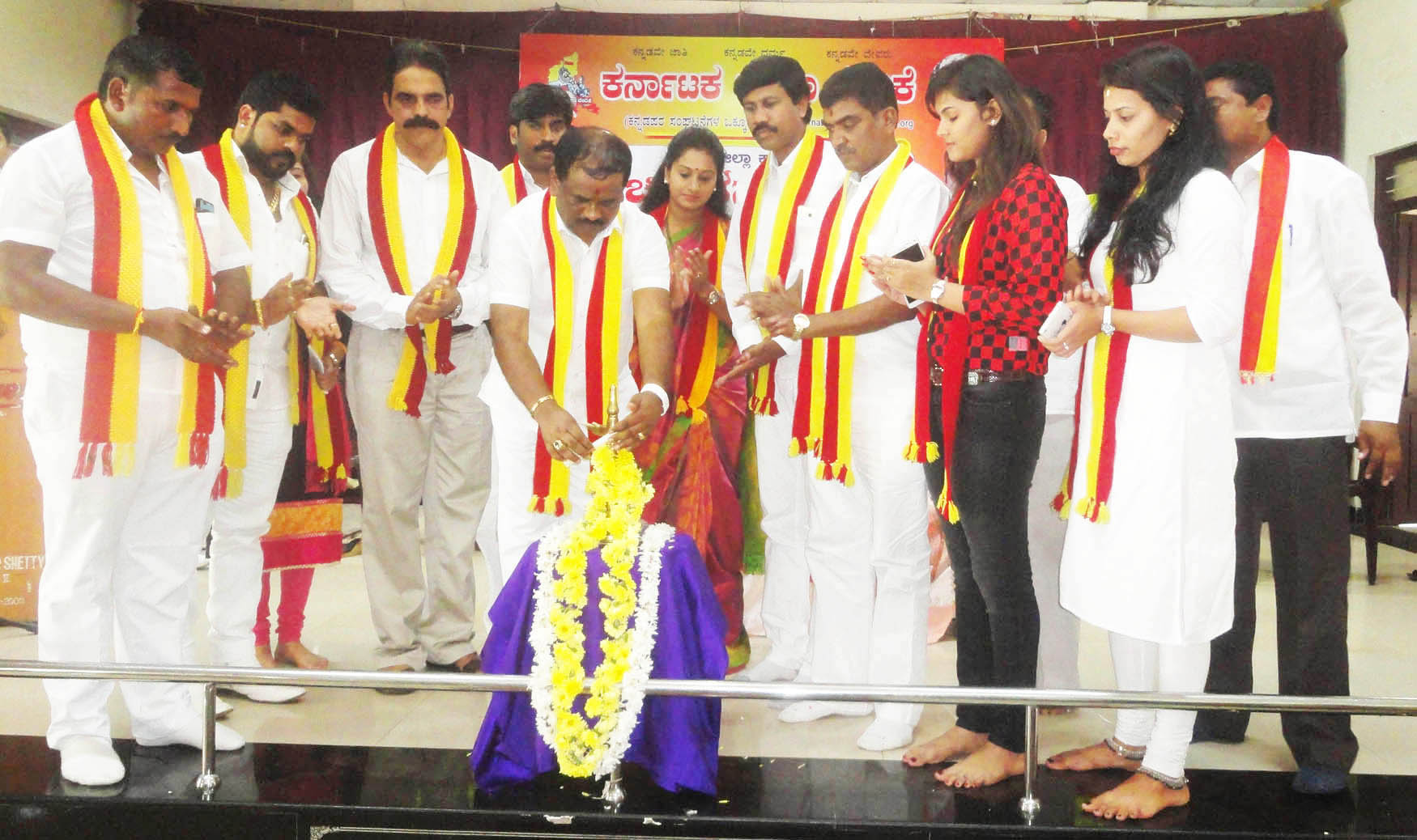 ‘ಎತ್ತಿನಹೊಳೆ ಹೆಸರಲ್ಲಿ ಜನರ ಮನಸ್ಸು ಒಡೆಯದಿರಿ’